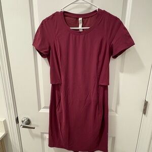 Lululemon Go Endeavor dress